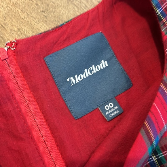 ModCloth tartan plaid dress - Picture 2 of 10